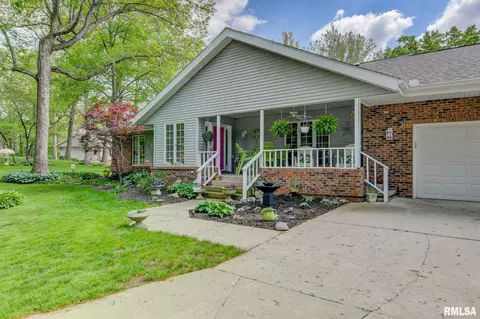 6830 S Stephenson Ln, Springfield, IL 62707 photo 7