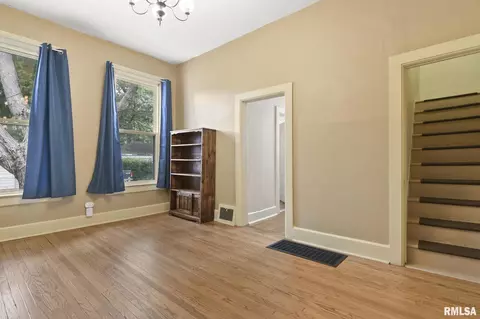 117 N State St, Springfield, IL 62702 photo 10