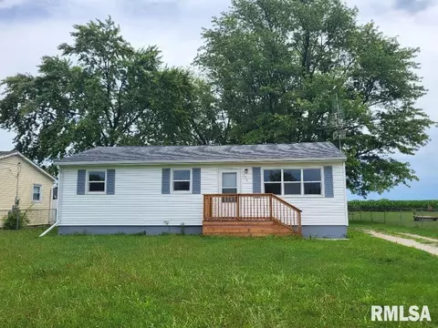 706 S East St, Abingdon, IL 61410