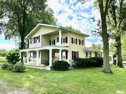 2201 Strawn Crossing Rd, Jacksonville, IL 62650