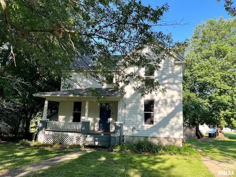 520 N Galena Ave, Wyoming, IL 61491
