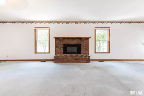 26822 E Kinderhook Rd, Browning, IL 62624 photo 6