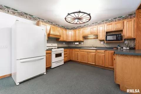 26822 E Kinderhook Rd, Browning, IL 62624 photo 3