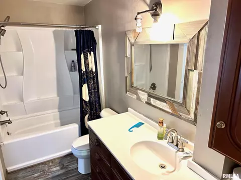 103 N Williams St, Perry, IL 62362 photo 14