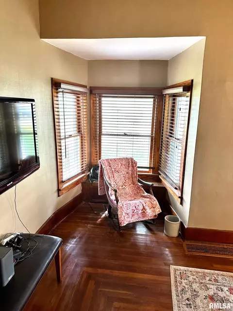 103 N Williams St, Perry, IL 62362 photo 7