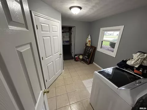 1909 Creighton Rd, Springfield, IL 62703 photo 21