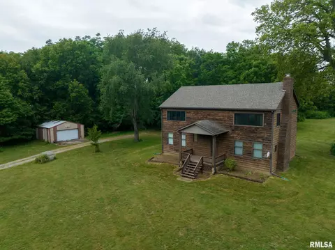 11881 Sherman Rd, Buffalo, IL 62515