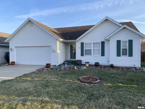 2720 Carl Prairie Dr, Springfield, IL 62703