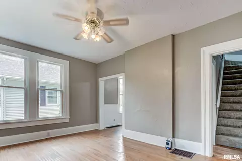 408 E 2nd St, Pana, IL 62557 photo 5