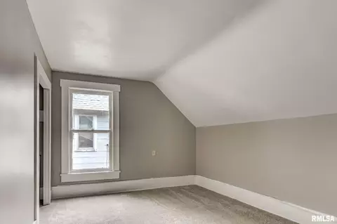408 E 2nd St, Pana, IL 62557 photo 15