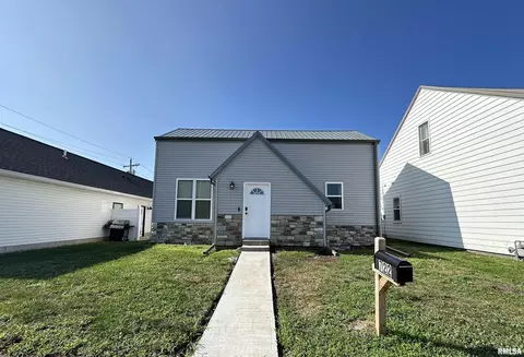 722 Adams St, Quincy, IL 62301
