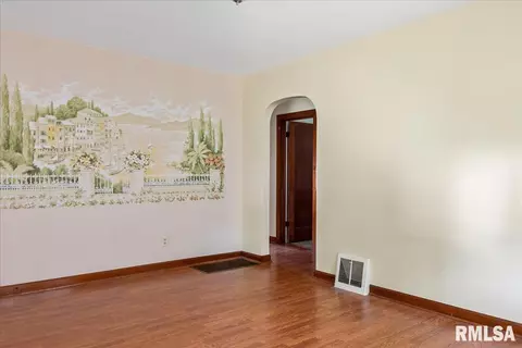2920 S 4th St, Springfield, IL 62703 photo 7