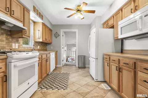 1712 N 22nd St, Springfield, IL 62702 photo 9