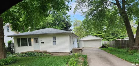 1236 N Bengel St, Springfield, IL 62702