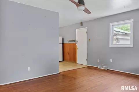 2 Lilac Ln, Springfield, IL 62702 photo 6
