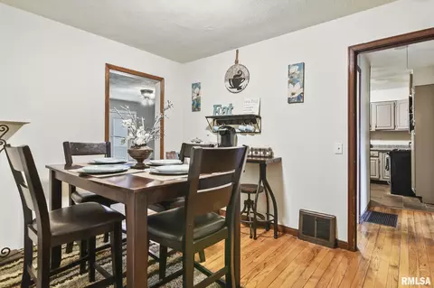3330 Sherman St, Springfield, IL 62703 photo 12