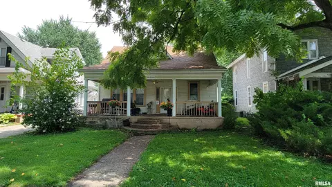 116 N State St, Springfield, IL 62702 photo 2