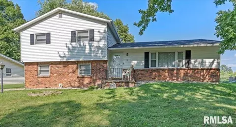 34 Providence Ln, Springfield, IL 62711