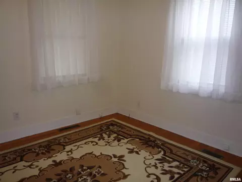 421 Cross St, Springfield, IL 62703 photo 12