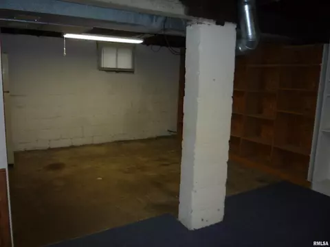 421 Cross St, Springfield, IL 62703 photo 19