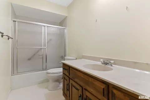 4585 E Powers Blvd, Decatur, IL 62521 photo 27