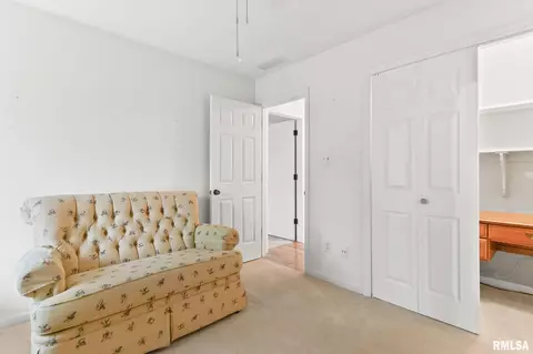 4585 E Powers Blvd, Decatur, IL 62521 photo 11