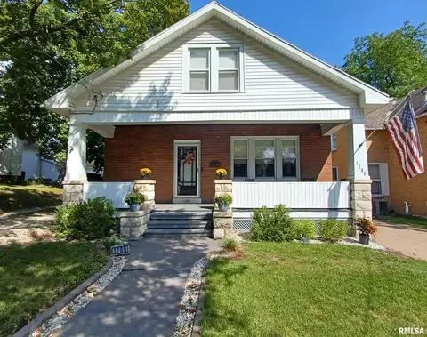 1205 S 12th St, Quincy, IL 62301