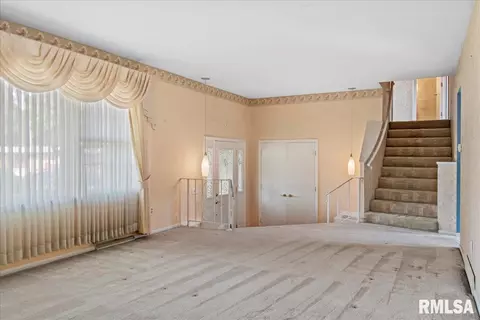 2208 Keokuk Dr, Springfield, IL 62702 photo 9