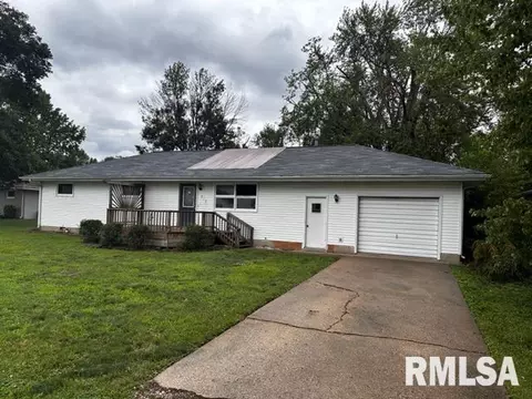 515 S Grand Ave, Chatham, IL 62629