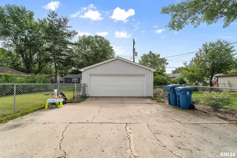 36 Foresters Ln, Springfield, IL 62704 photo 4