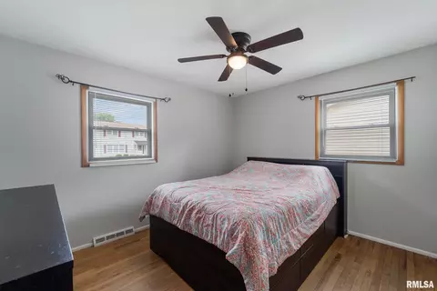 36 Foresters Ln, Springfield, IL 62704 photo 16