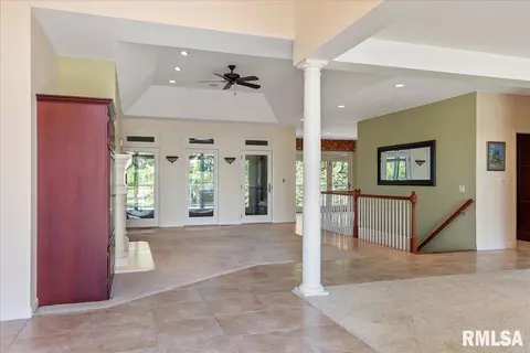 1240 Golf Crest Ct, Springfield, IL 62707 photo 5