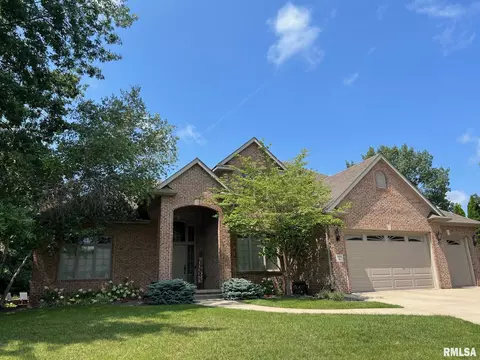 1211 Churchill Rd, Springfield, IL 62702