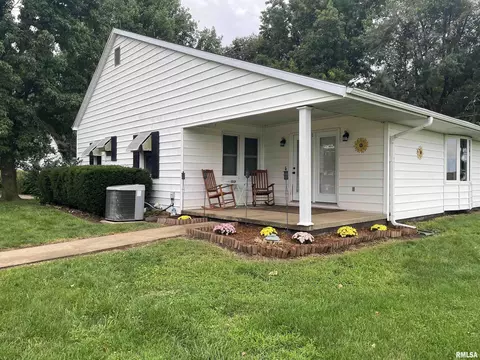 2389 Swain Rd, Jacksonville, IL 62650