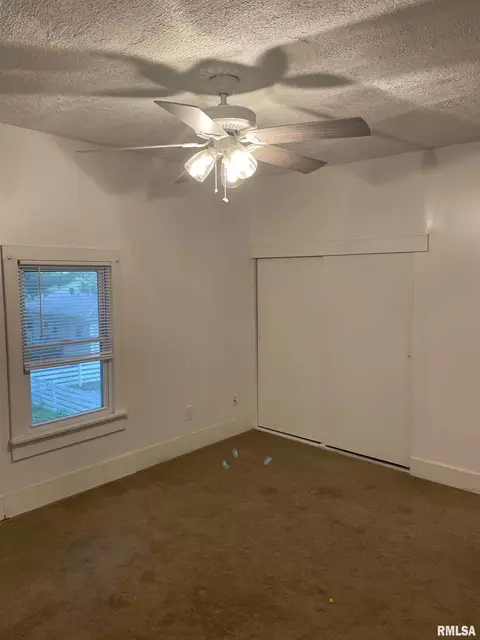 896 E State St, Jacksonville, IL 62650 photo 31