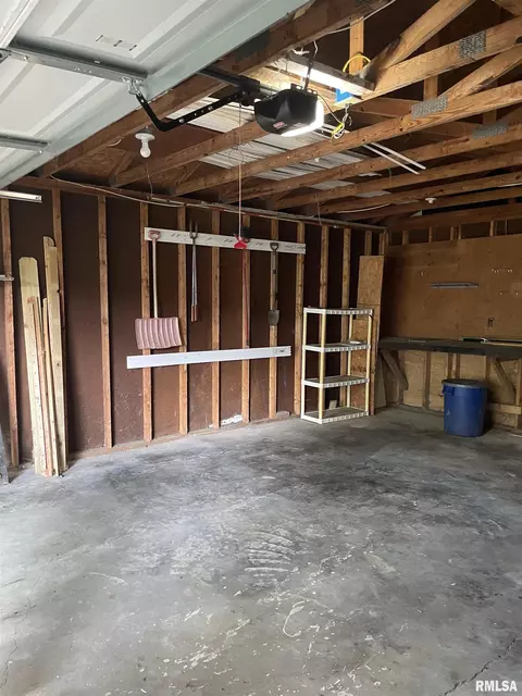 896 E State St, Jacksonville, IL 62650 photo 50