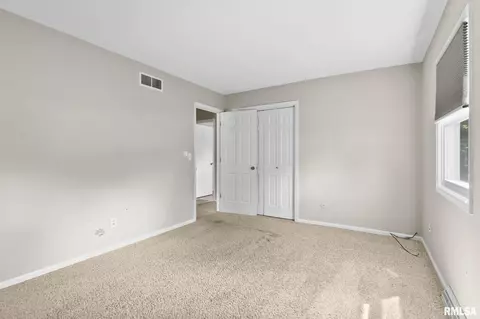 137 Cypress Point Dr, Springfield, IL 62704 photo 34