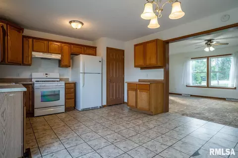 2469 85th Ave, Viola, IL 61486 photo 44