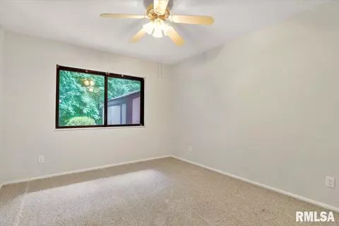 12 Oakbend Ct, Springfield, IL 62704 photo 20