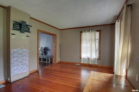 15 N Main St, Basco, IL 62313 photo 11