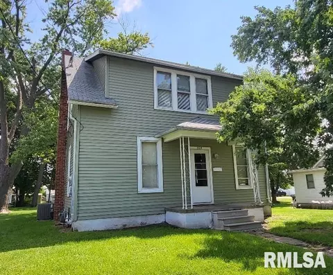 509 N C St, Monmouth, IL 61462