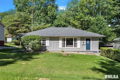 711 Rosehill Ave, Springfield, IL 62704