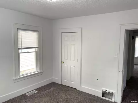 2300 Yale Blvd, Springfield, IL 62703 photo 10