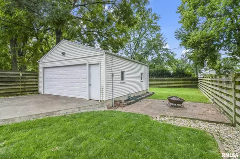2204 E Kys, Springfield, IL 62702 photo 21