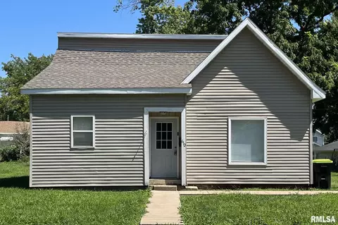 610 S Fayette St, Jacksonville, IL 62650