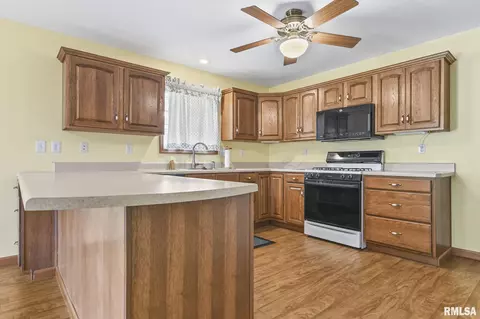 5013 Manhattan Dr, Springfield, IL 62711 photo 13