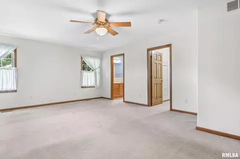 5013 Manhattan Dr, Springfield, IL 62711 photo 18