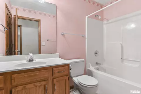 5013 Manhattan Dr, Springfield, IL 62711 photo 26