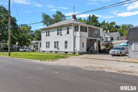 1402 N 3rd St, Springfield, IL 62702 photo 5