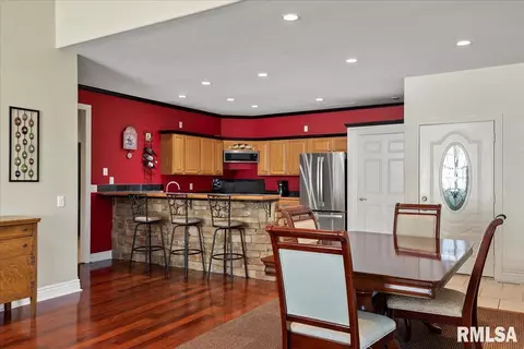 2801 Haverhill, Springfield, IL 62711 photo 13
